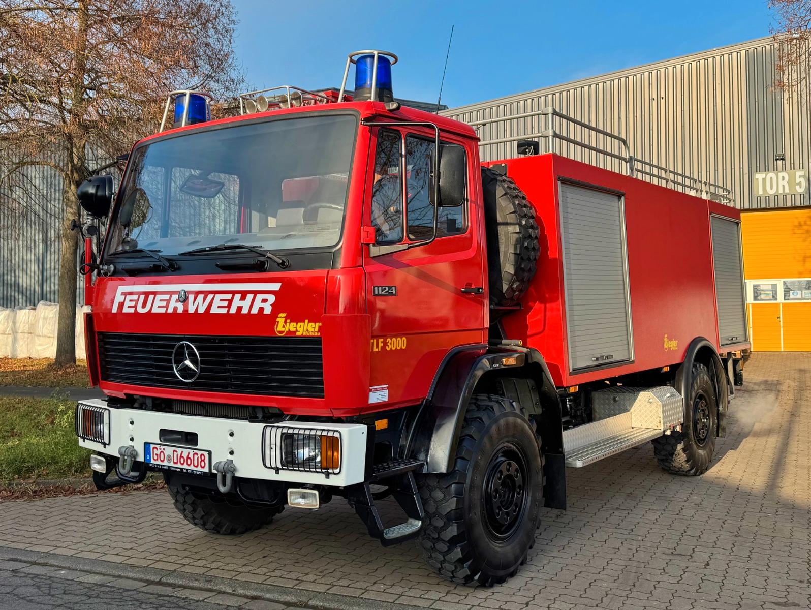 Mercedes-Benz 1124AF - Feuerwehr TLF3000 - 4x4 - 17 Tkm