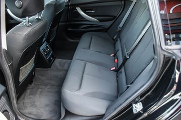 Fahrzeugabbildung BMW 320 Gran Turismo i xDrive Advantage LED-SW ANHZV