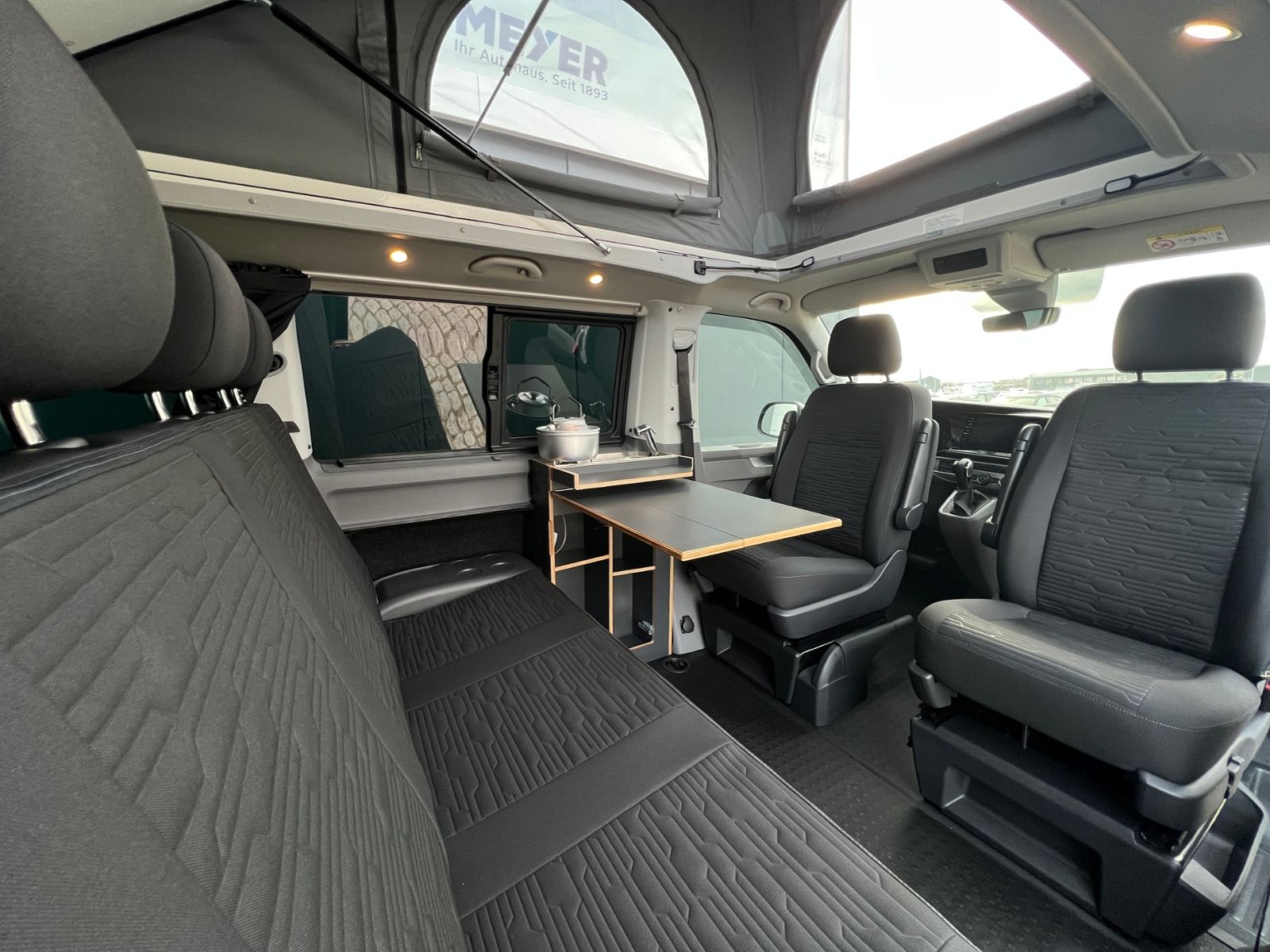 Fahrzeugabbildung Volkswagen T6.1 SpaceCamper Light Caravelle 2.0 TDI 4 Motio