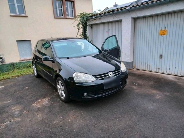 Volkswagen Golf 5 Allrad super selten. Tüv 06/26