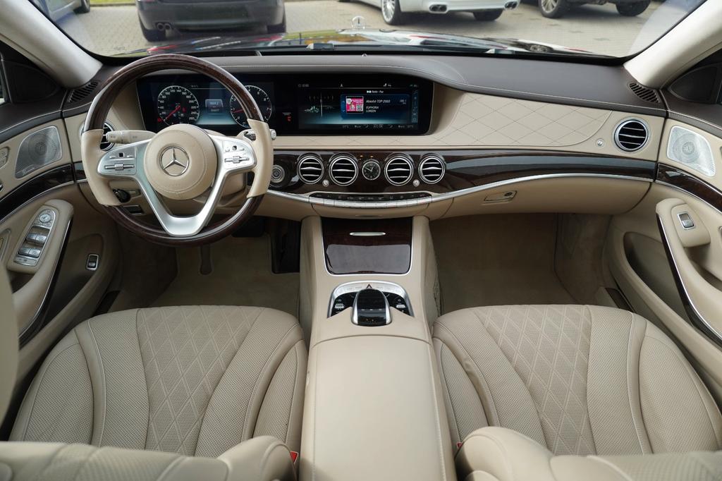 Mercedes-Benz S 560