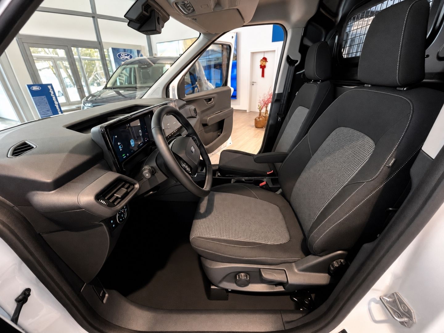 Ford Transit Courier - Bild 13