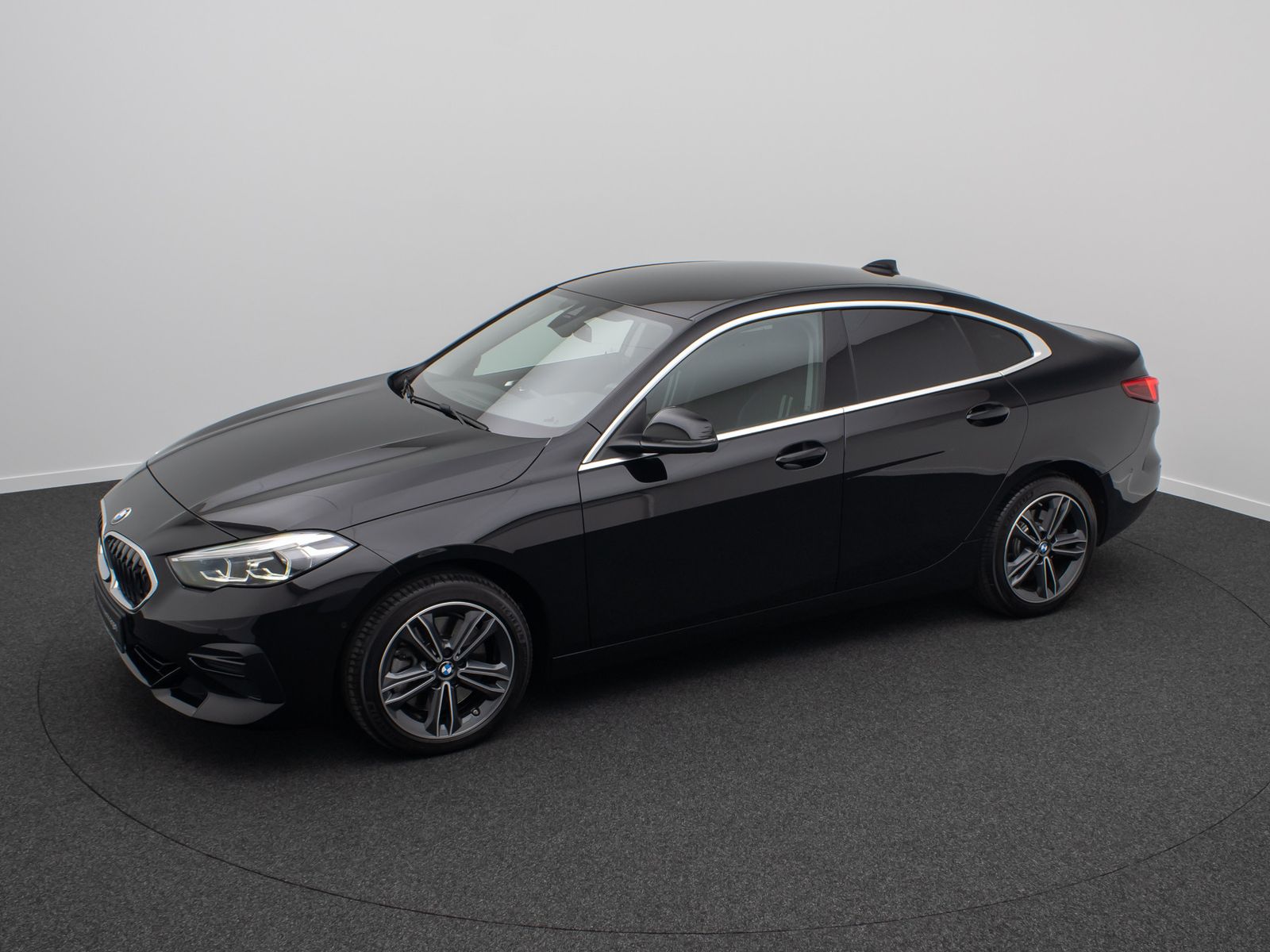 Fahrzeugabbildung BMW 220d Gran Coupé Sport Line DAB HiFi Lenkradheizg