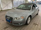 Audi A4 1.8T Scheckheft AHK Leder Automatik u-frei SH - Audi A4: Cabrio, 1.8