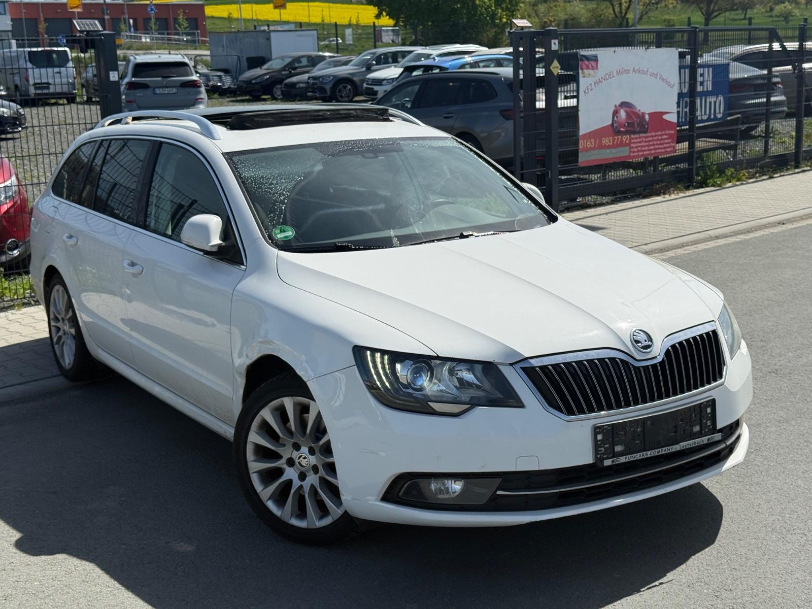 Skoda Superb Combi Exclusive 2.0 TDi 140 PS Pano DSG