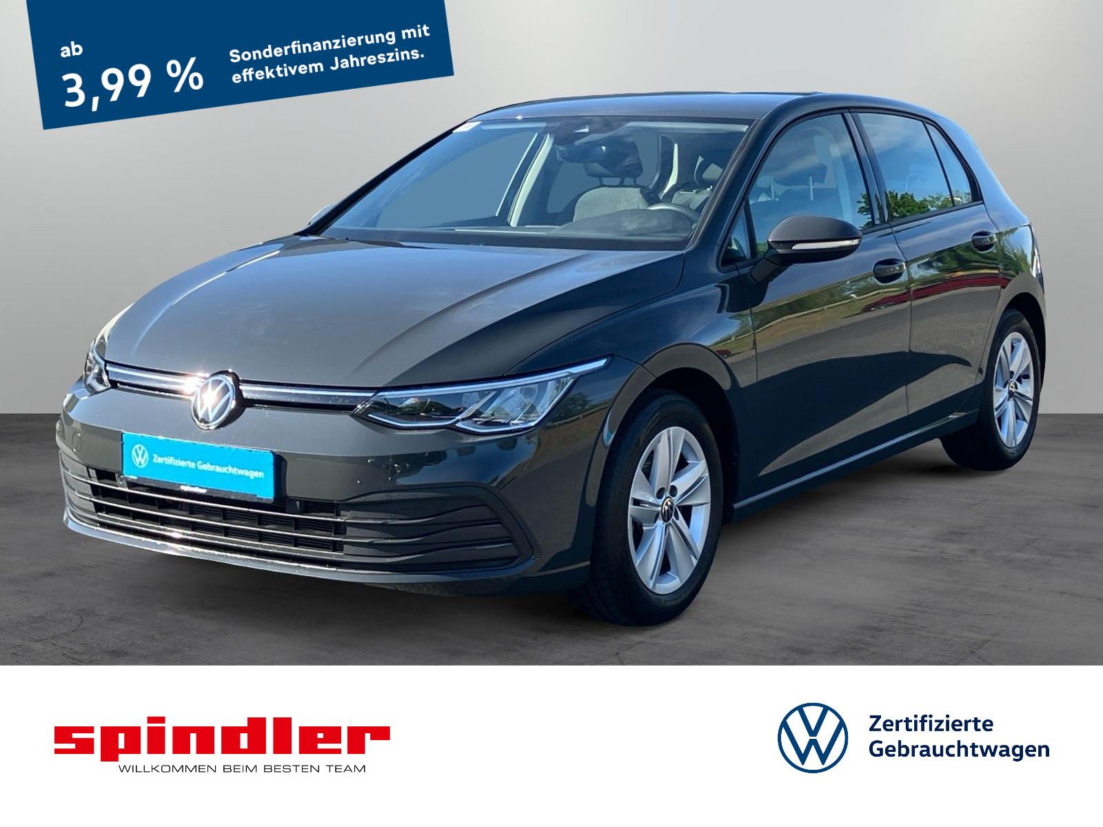 Volkswagen Golf VIII Life 1.5 TSI / CarPlay, LED, AHK, RFK