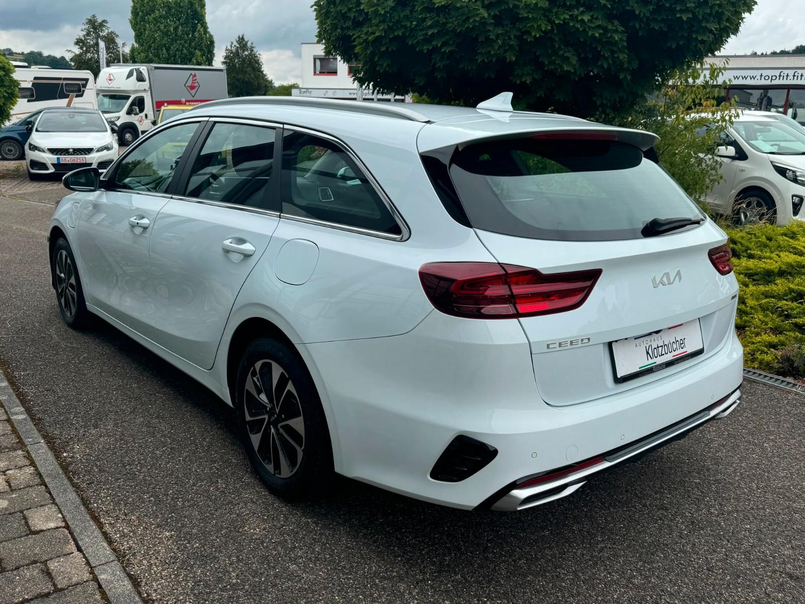 Kia Ceed Sportswagon Plug-in Hybrid Vision
