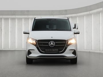 Mercedes V 220 - 2