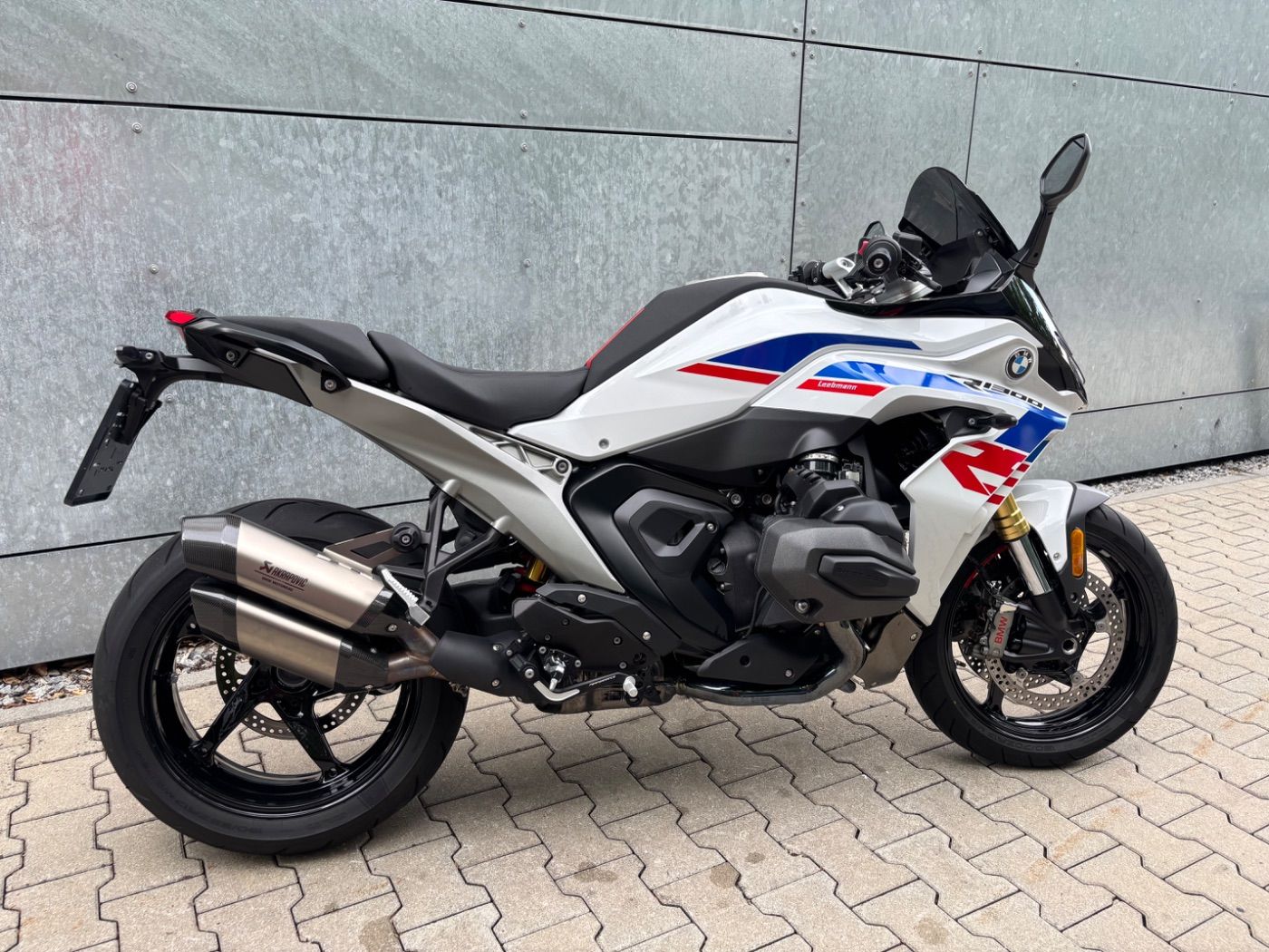 Fahrzeugabbildung BMW R 1300 RS Performance