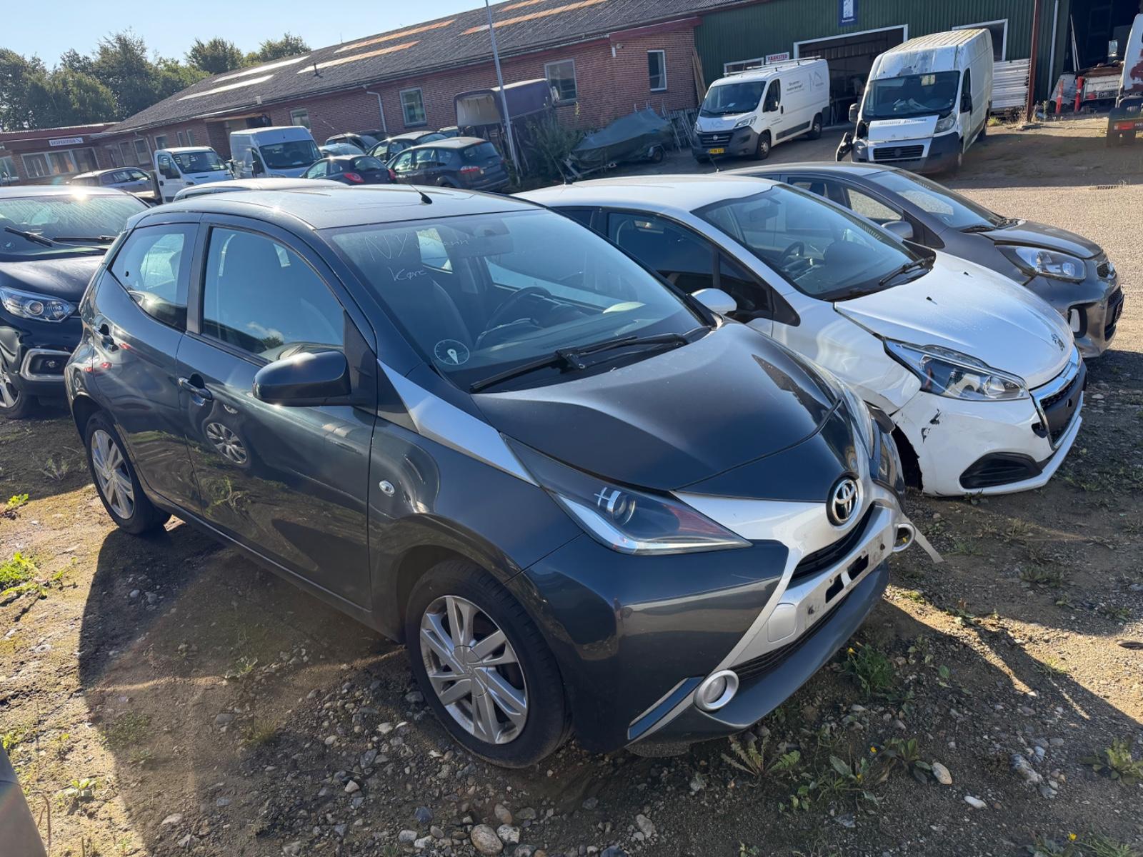 Toyota Aygo AYGO x