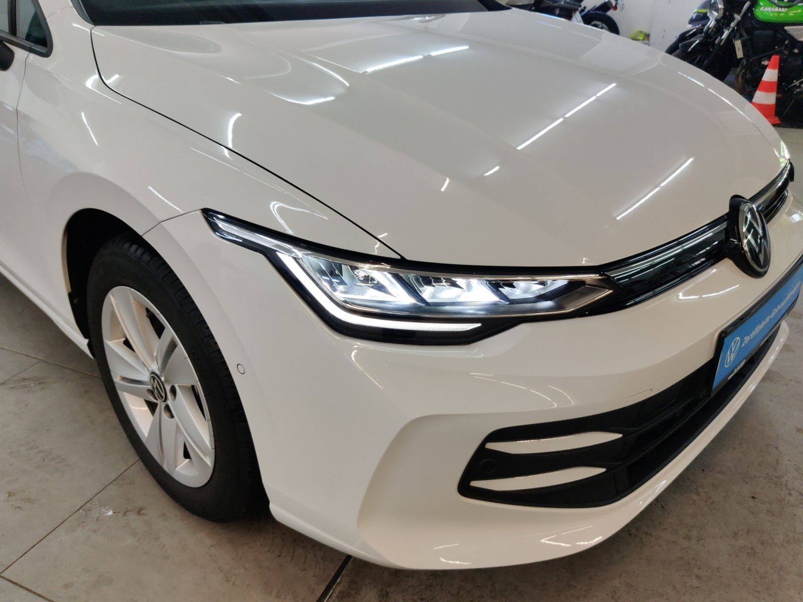 Volkswagen Golf Life 1.5 eTSI AHK/LED/Standhzg/RFK/04.30Gar foto 19