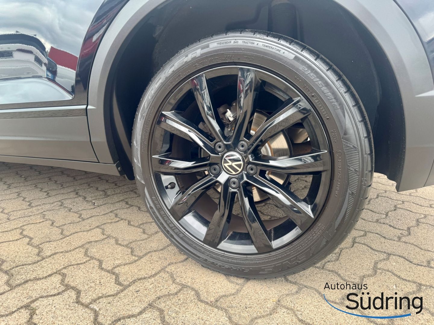 T-Roc 1,5 TSI Sport Black Style DSG AHK beats