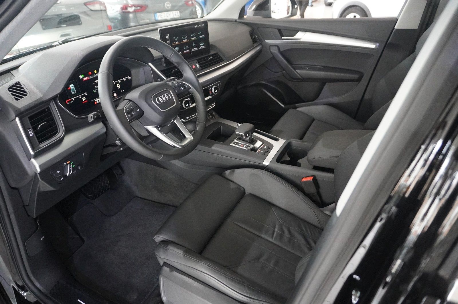 Fahrzeugabbildung Audi Q5 35 TDI ADVANCED NAVI/LED/KAMERA/VIRT/LEDER/SH