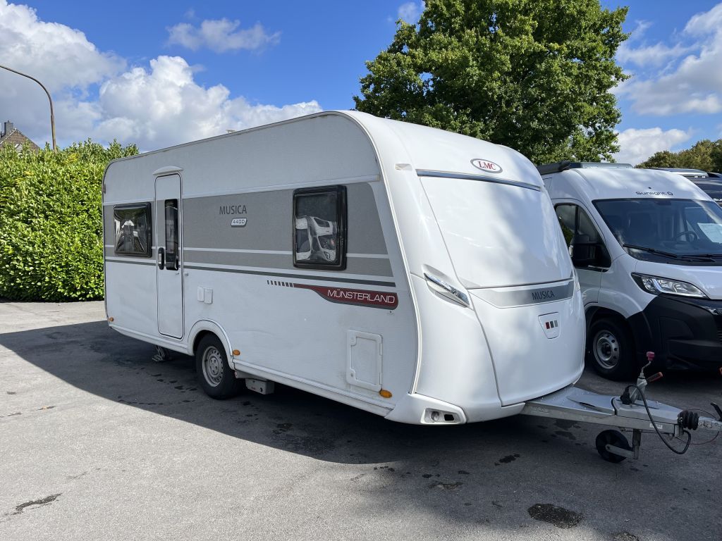 LMC, Musica 440 D Mover+Klima+Sat+el.Stützen