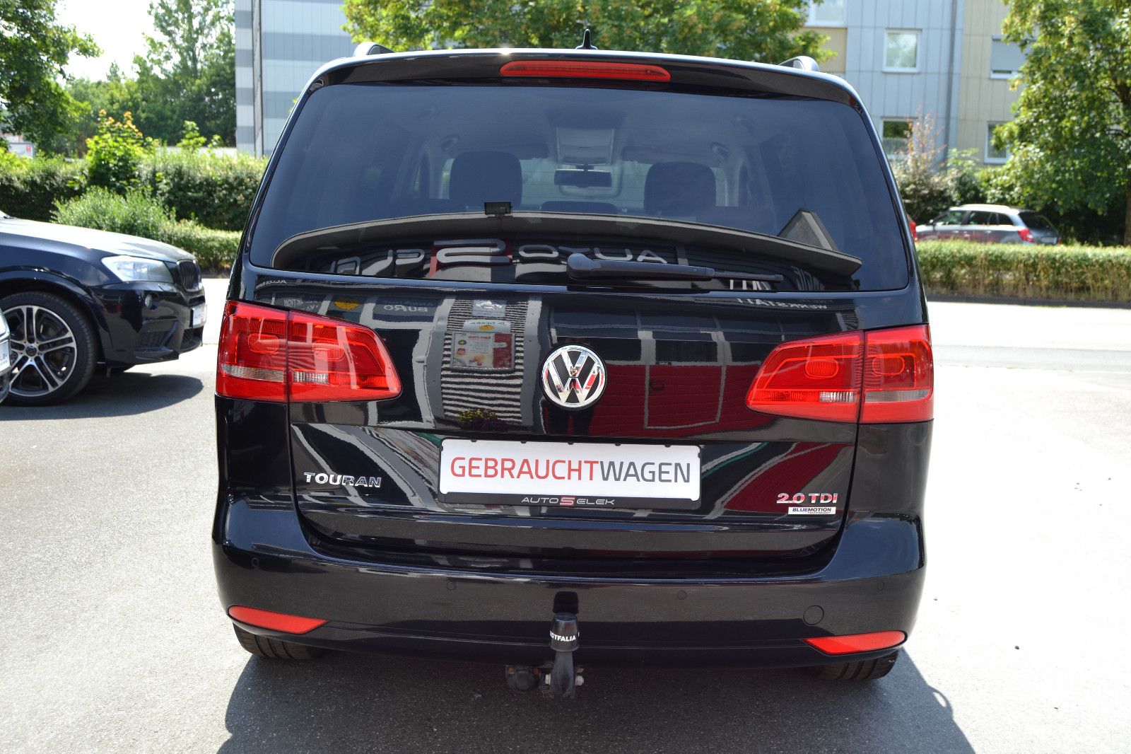 Fahrzeugabbildung Volkswagen Touran Comfortline BMT/AUTOMATIK/NAVIGATION/AHK/