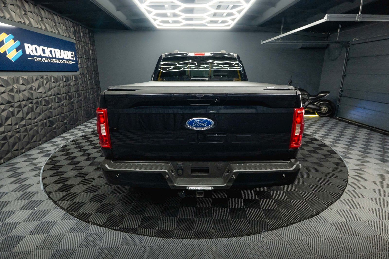 Fahrzeugabbildung Ford F150 5.0L V8 4x4 SuperCrew Longbed RAPTOR 19%