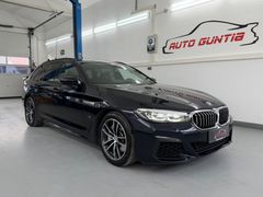 BMW 530 d Touring M Sport*AHK*KomfortS*Kamera