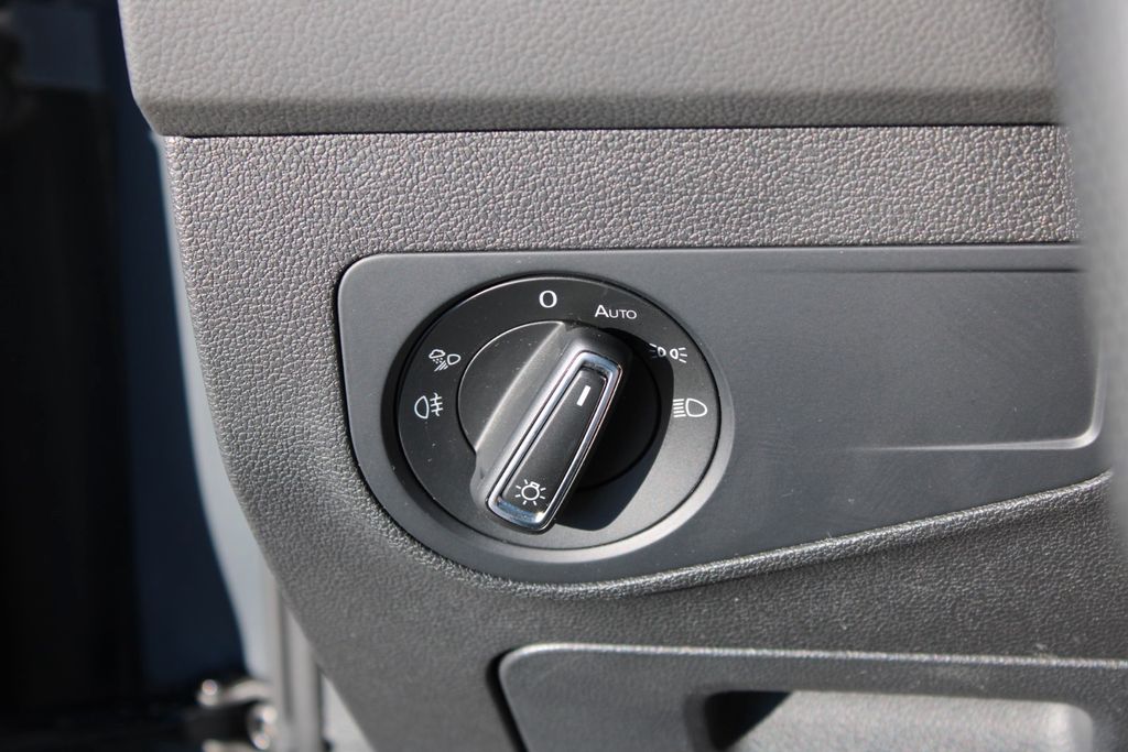 VW Tiguan R-Line 1.4 eHybrid NAVI SHZ LHZ KAMERA