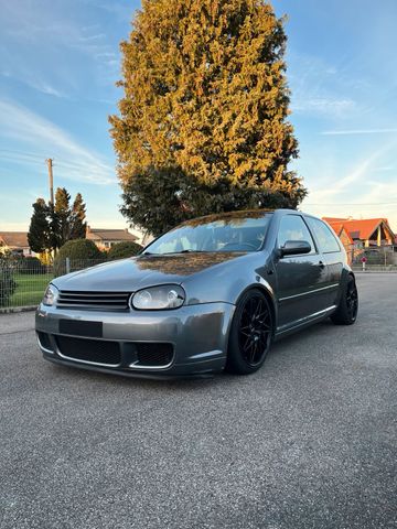 Volkswagen Verkaufe - Golf IV/4 | VR 5 2.3l (R32 Optik)