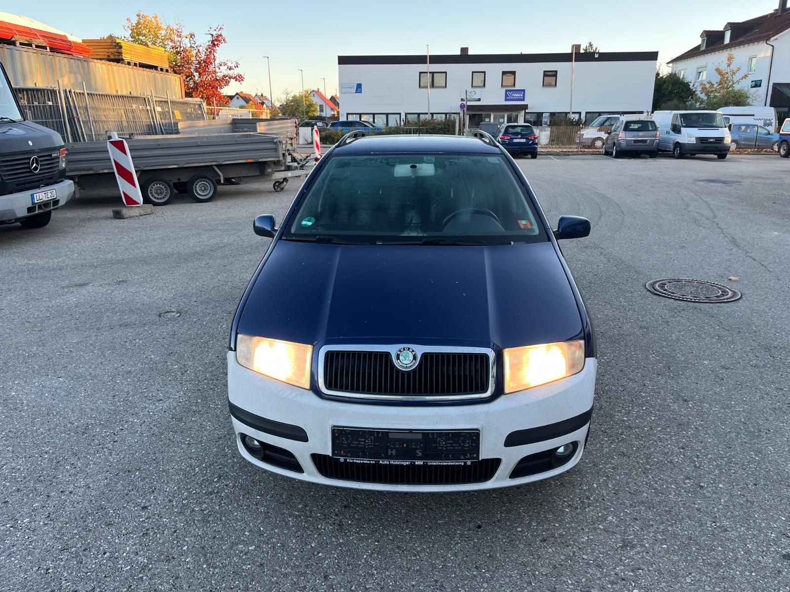 Skoda Fabia 2007 — rear view
