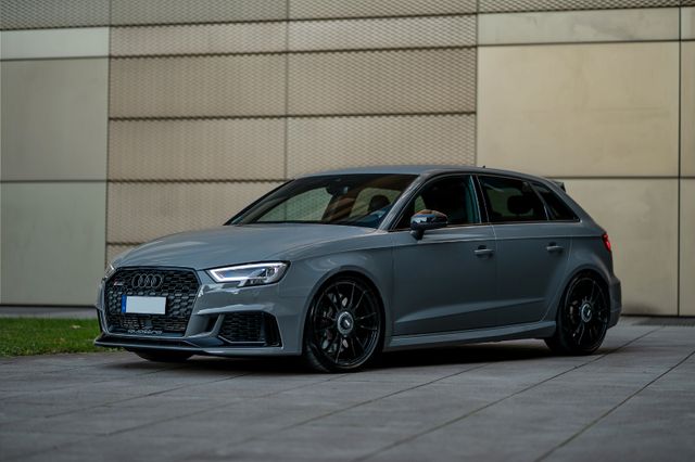 Audi RS3 - S TRONIC - QUATTRO SPORTBACK | LIEBHABER