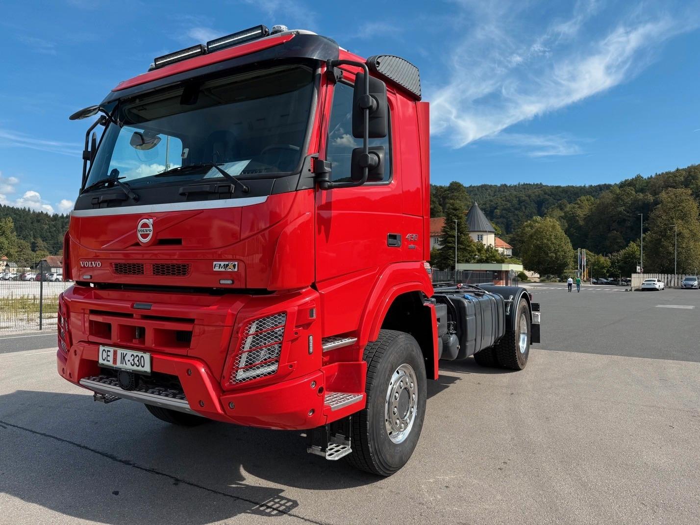 Volvo FMX 4x4 ONLY 3300km!!!