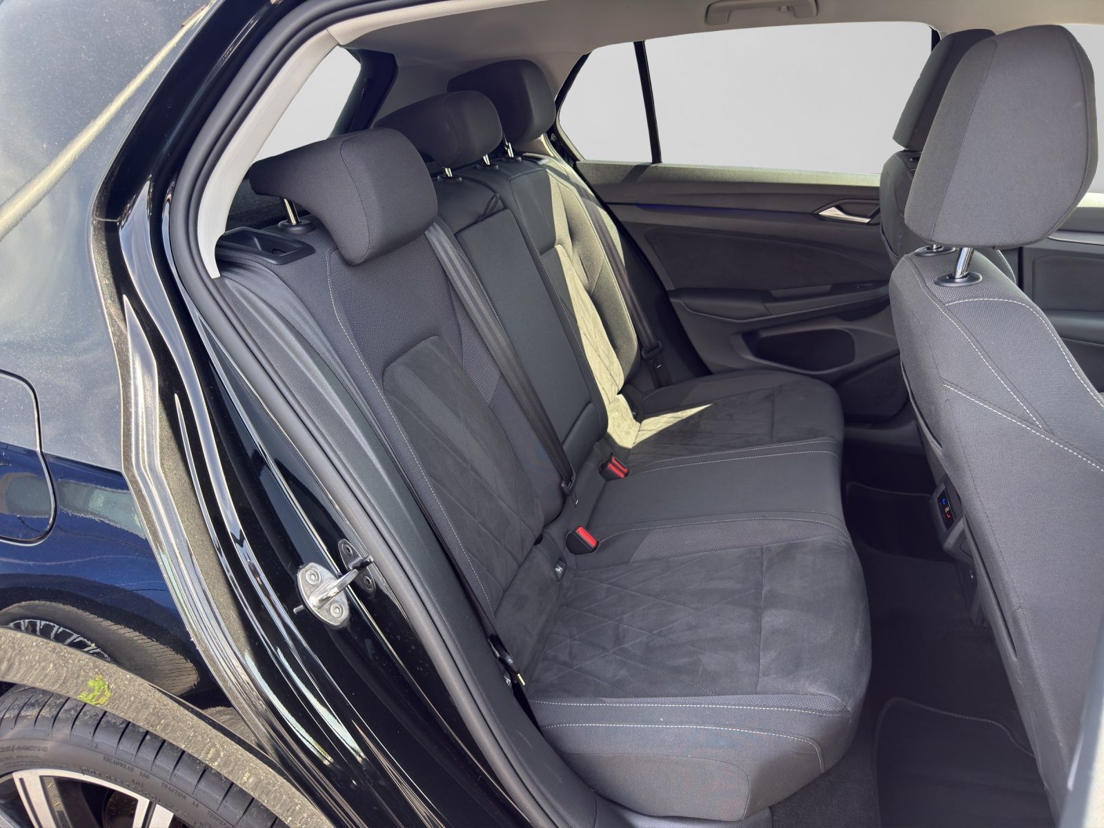 Volkswagen Golf - Bild 7