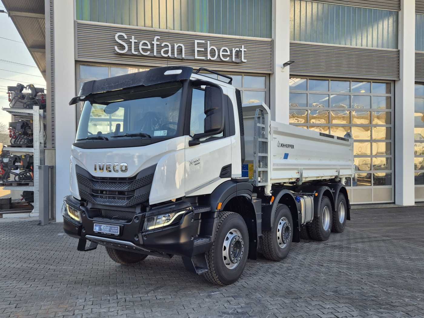 Fahrzeugabbildung Iveco AD360X46Z HR OFF 8x4 Bordmatic Hardox AHK