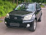 Toyota RAV 4 Benzin 2.0 Automatik 4x4 - Toyota RAV 4 Gebrauchtwagen in Nürnberg
