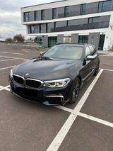 BMW M550