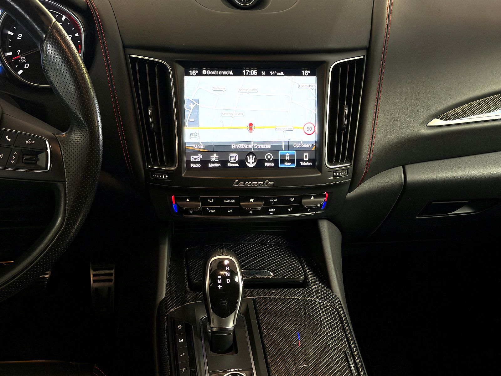 Fahrzeugabbildung Maserati Levante S/CARBON/HARMAN-KARDON/KAMERA/BRD
