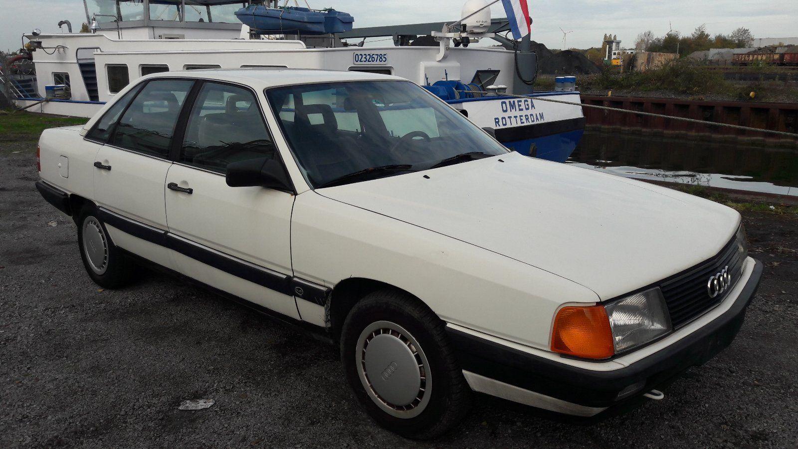 Audi 100