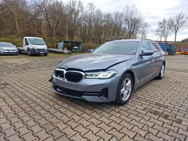 BMW 530 Baureihe 5 Touring 530 d xDrive/1HD/Navi