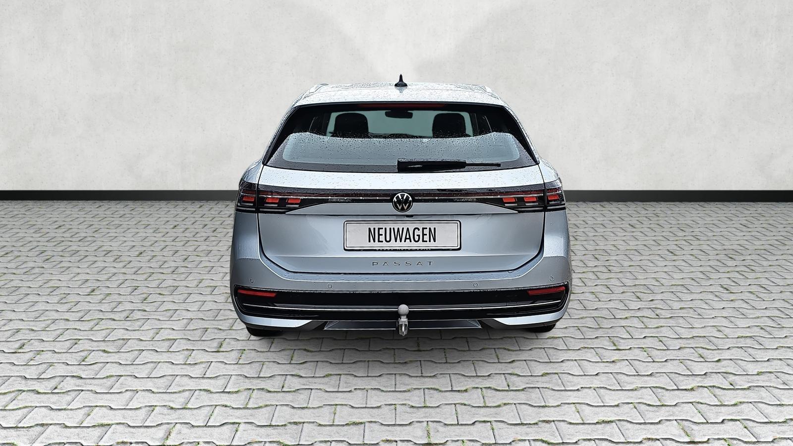 Volkswagen Passat Variant 2.0 TDI DSG Elegance IQ.Light AHK