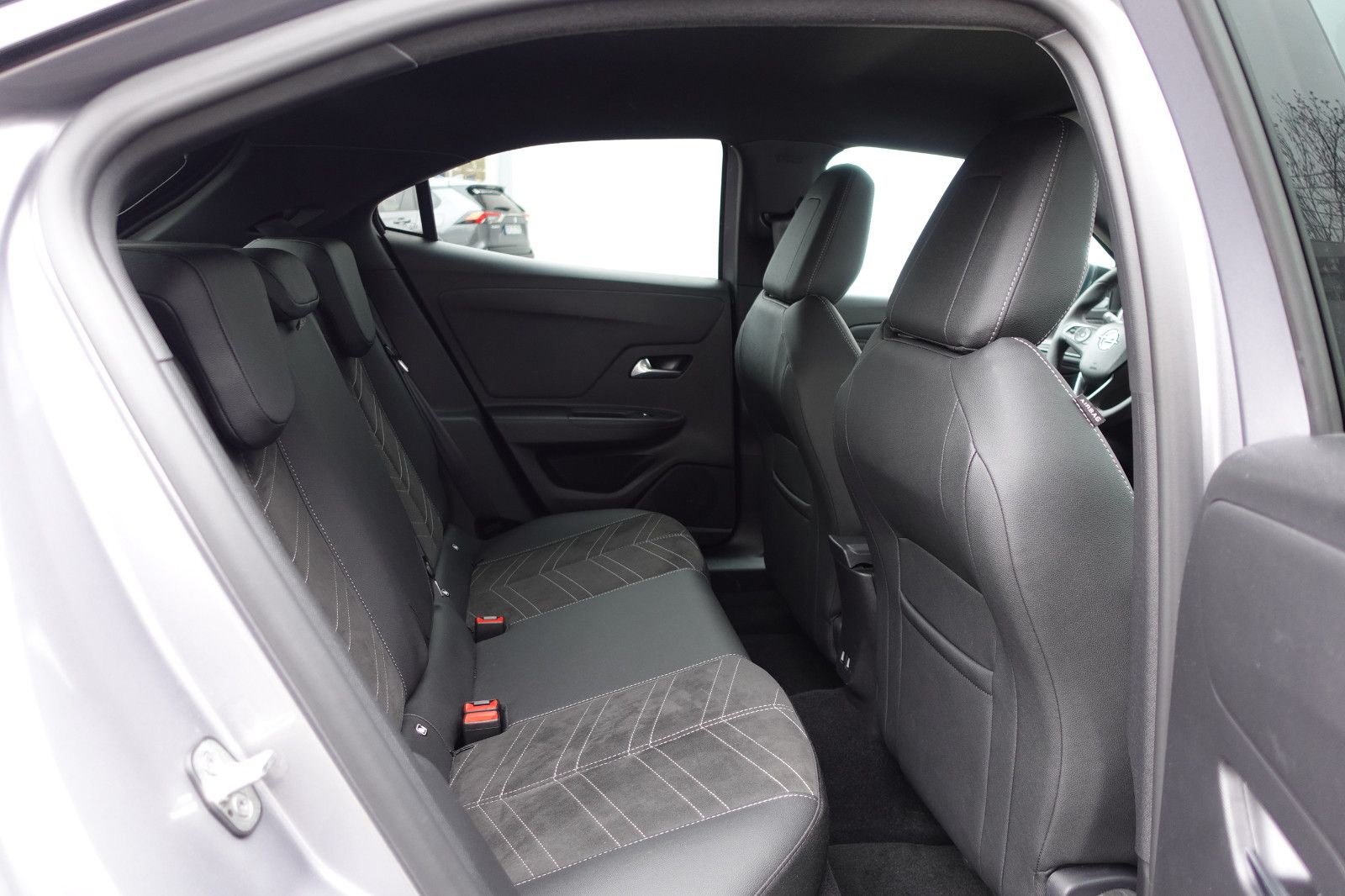 Fahrzeugabbildung Opel Mokka GS 1.2T AUTOMATIK,Navi,ACC,Kamera,Sitzhzg