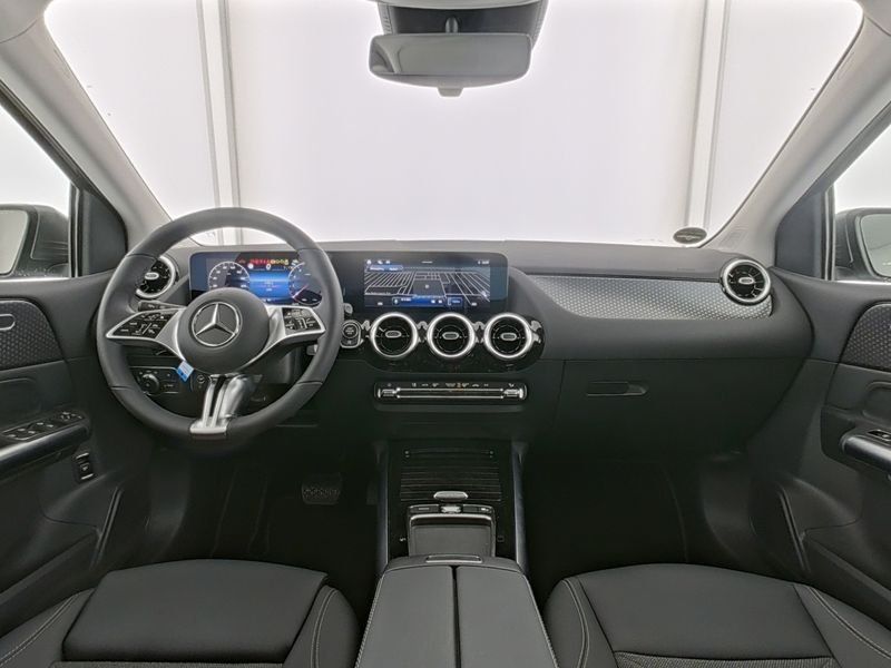 Fahrzeugabbildung Mercedes-Benz B 200 Progressive*Distro*MultiBeam*360°*Totwink*