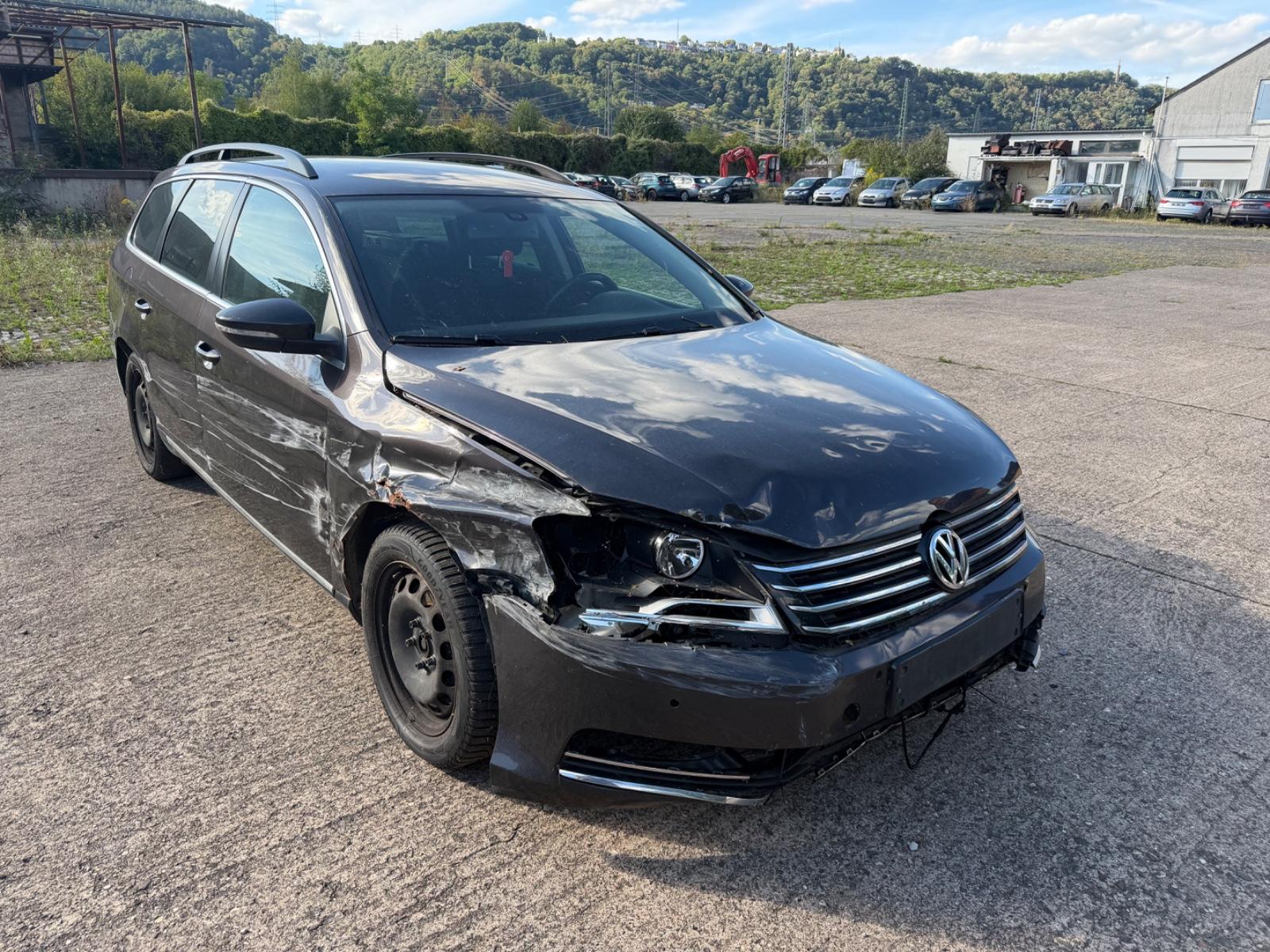 Volkswagen Passat, 2011