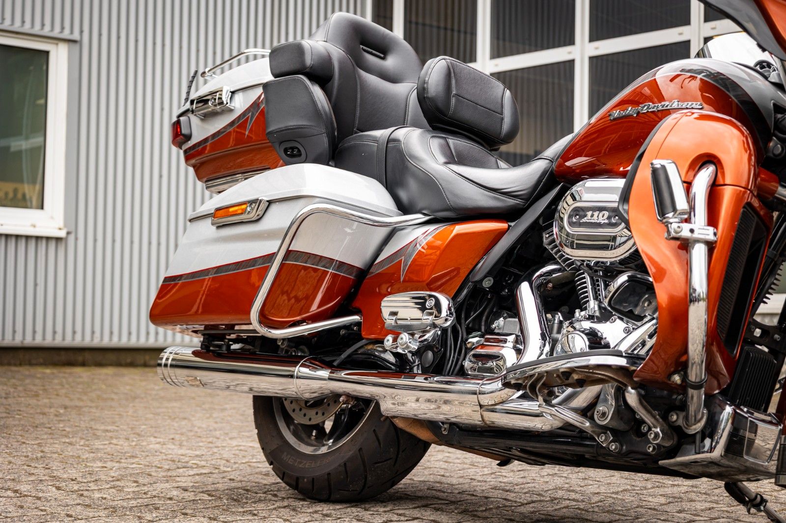 Fahrzeugabbildung Harley-Davidson FLHTKSE CVO Electra Glide Ultra Limited 110 CUI