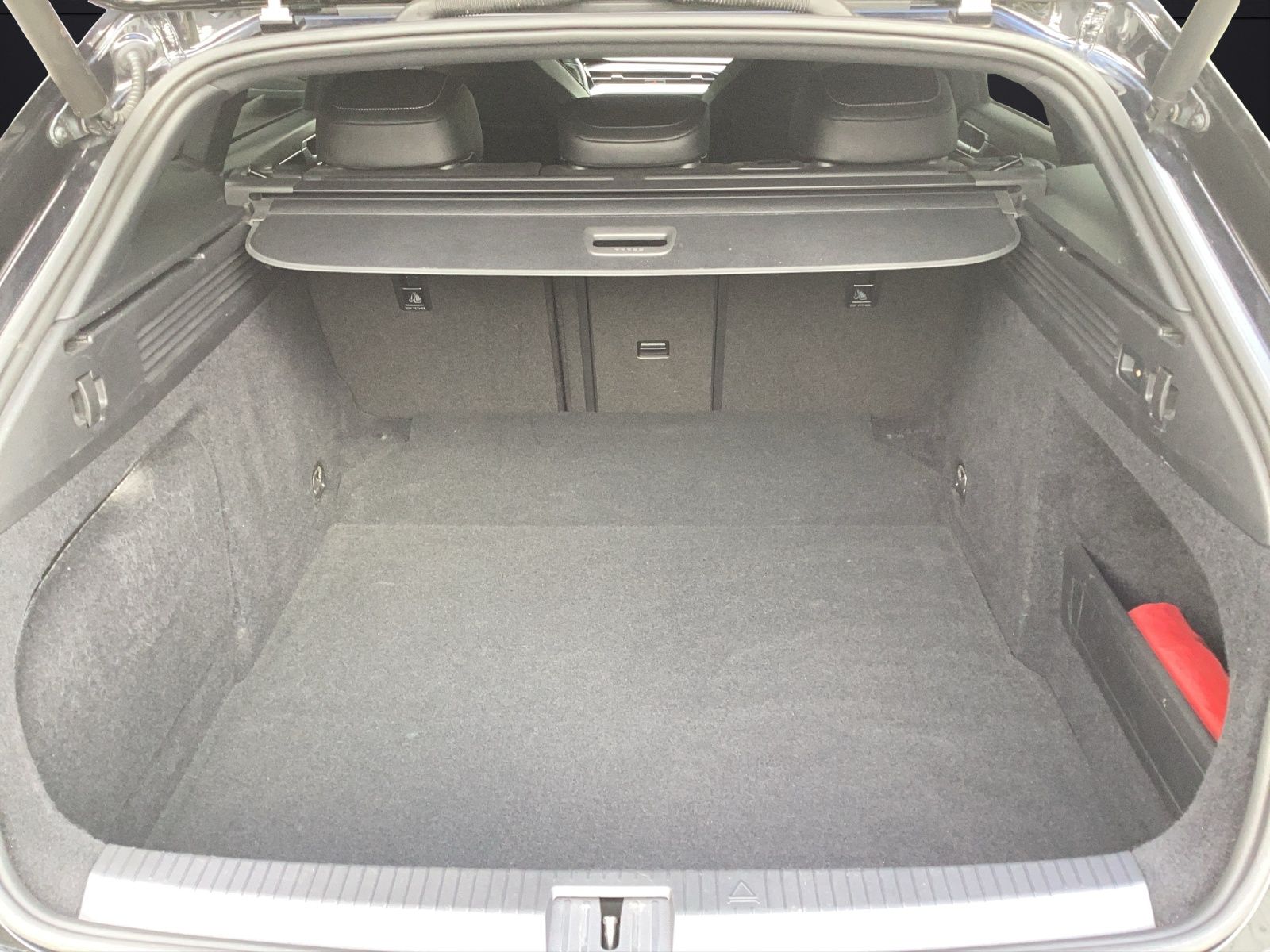 Fahrzeugabbildung Volkswagen Arteon Shooting Brake R-Line 4 IQ.Light Navi ACC