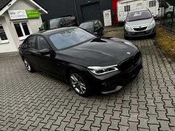BMW 750 - 8