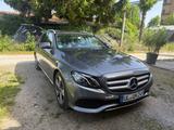 Mercedes-Benz E 200 T Autom. - Avantgarde, AHK, Schiebdach - Mercedes-Benz E 200 mit Benzin-Antrieb: Schiebedach, Kombi, mit Klimaanlage