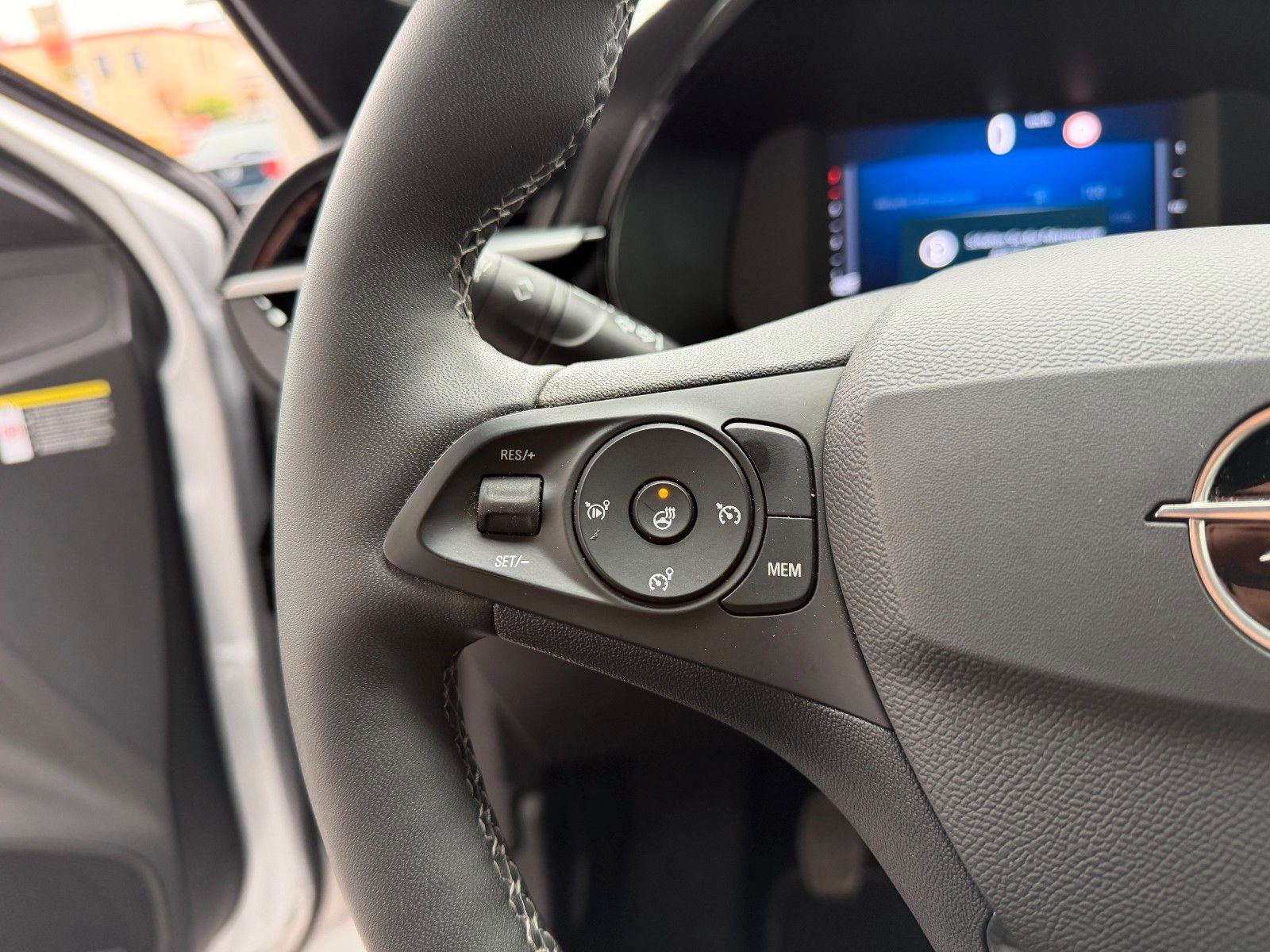 Fahrzeugabbildung Opel Corsa F GS 100PS SHZ/Kamera/MATRIX!