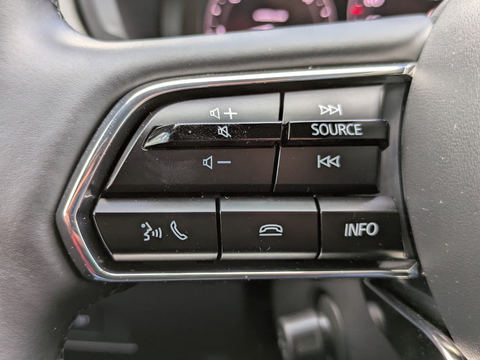 Fahrzeugabbildung Mazda CX-60 HOMURA AWD MATRIX*BOSE*LEDER*HUD*ACC*360°