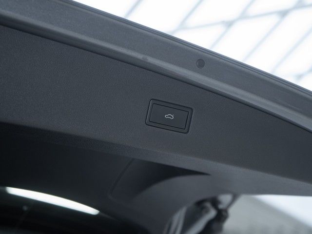 Tiguan Allspace R-Line 4M. TDI DSG 360° AHK DCC 