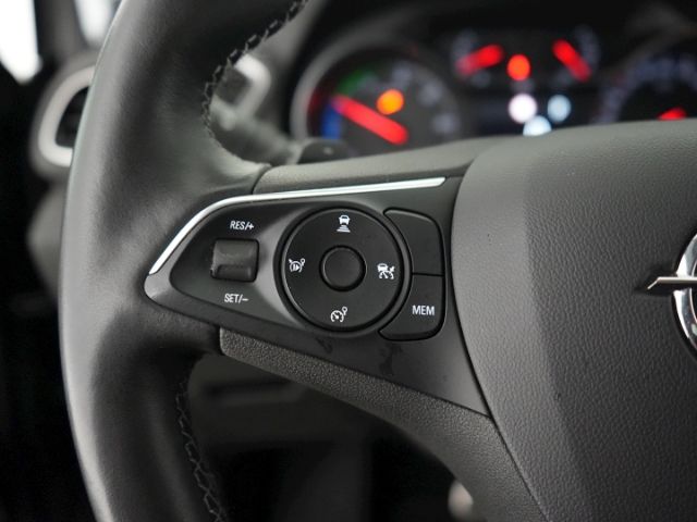 Grandland X PLUG-IN HYBRID ULTIMATE AUTOMATIK 4X