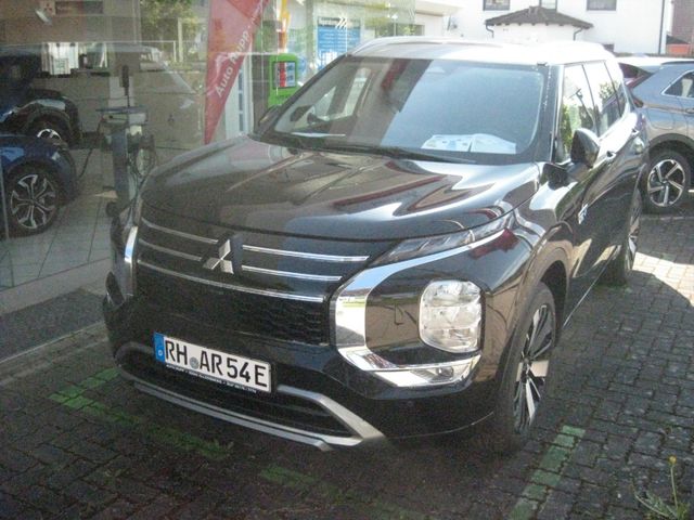 Mitsubishi Outlander Plug-in Hybrid Top 2.4