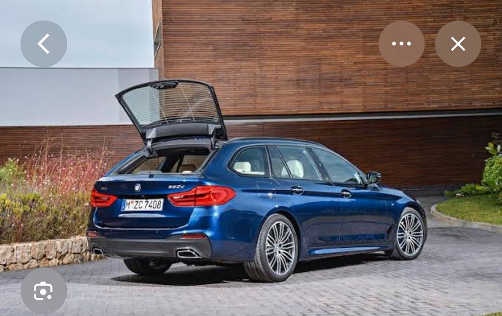 Image of BMW 320