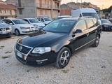 Volkswagen Passat 1.6 TDI DPF Var Comf. BM Tech. - Volkswagen Passat aus 2009: Kombi