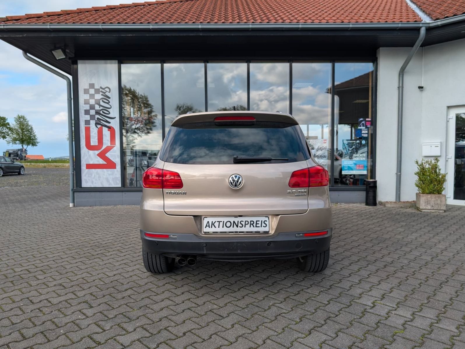Fahrzeugabbildung Volkswagen Tiguan Sport & Style 4Motion