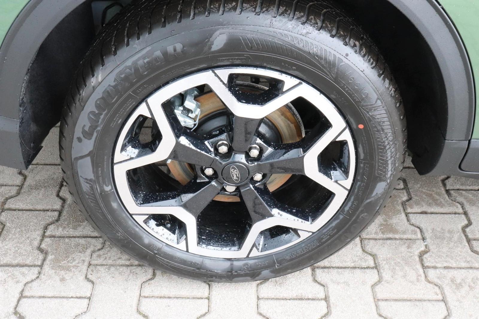 Ford Kuga Active PHEV 2.5 PHEV 18"LMF 4,99% FIN*